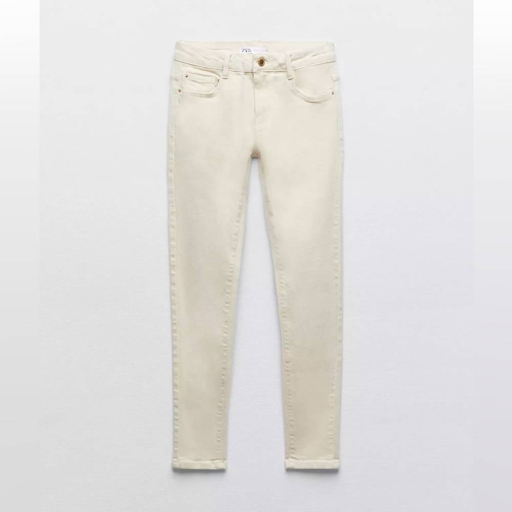 NWOT Zara Midrise Skinny Jean in Winter White size 24